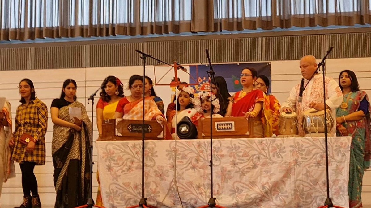 https://www.bijoybd24.com/post/frankfurte-boisakhee-uttsb-oo-rbeendr-njrul-jyntee-onushthit